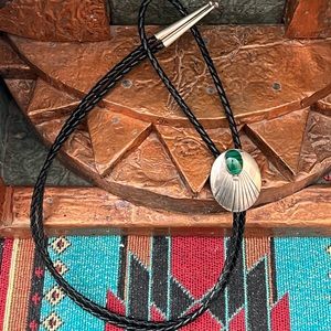 Vintage Native American Sterling Silver Malachite Bolo Tie